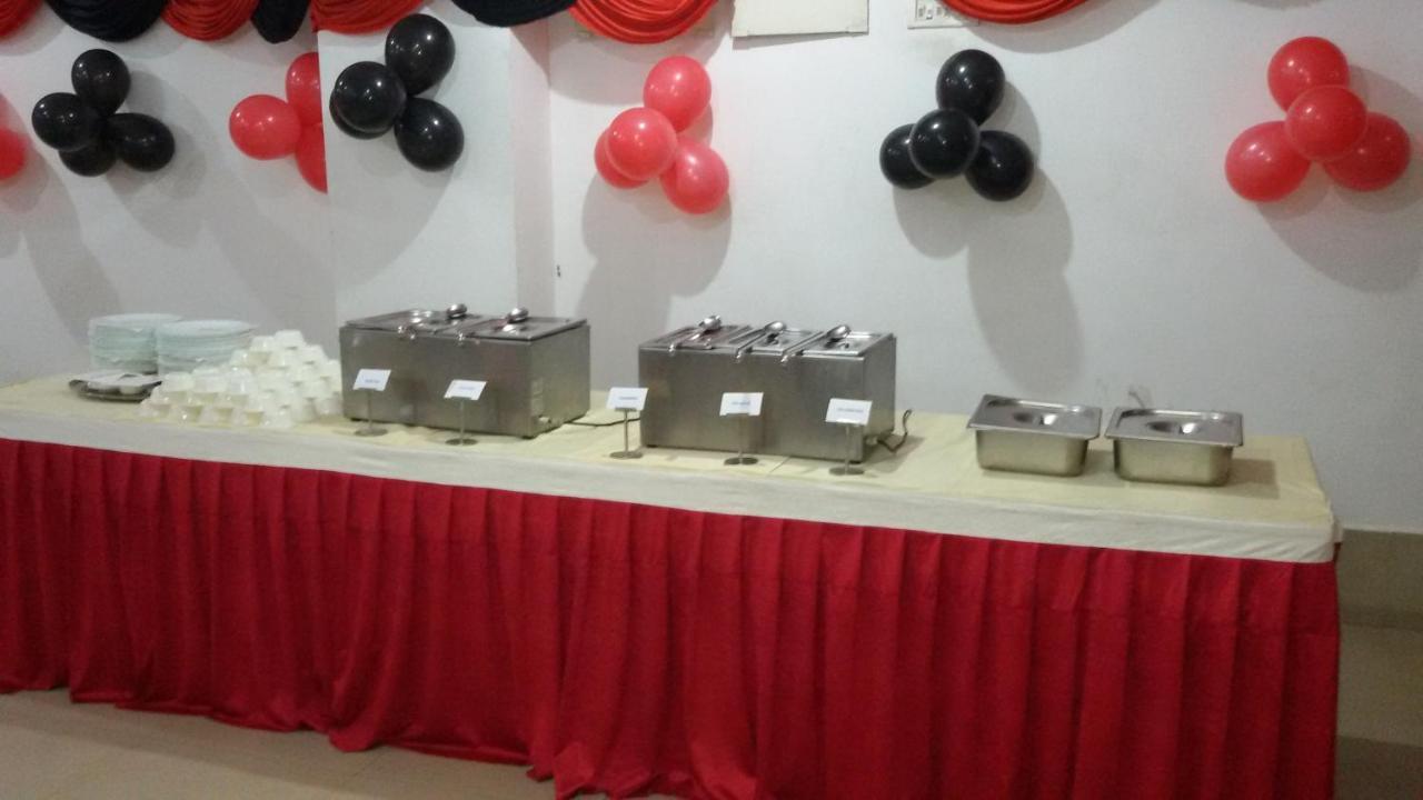Hotel Tapti Saral Bhopal Dış mekan fotoğraf