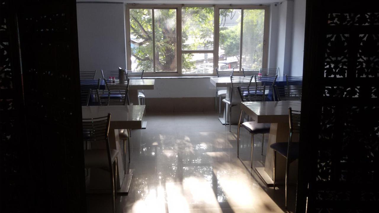 Hotel Tapti Saral Bhopal Dış mekan fotoğraf